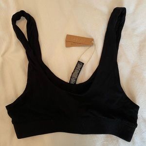 SKIMS Sleep Bralette in Onyx (NWT)